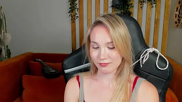 Živý XXX chat ElaraVoltage