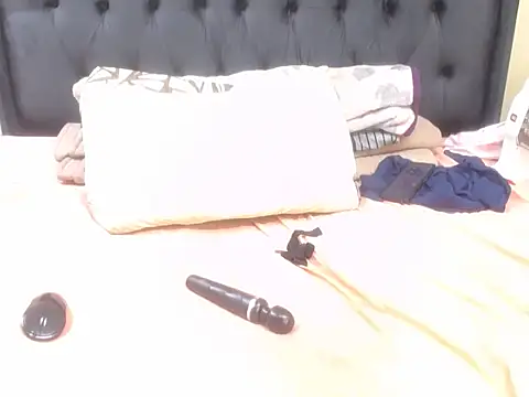 XXX chat uživo modela Bootyclit87xx