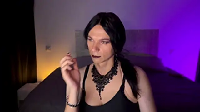 YolandaLex XXX чат на живо
