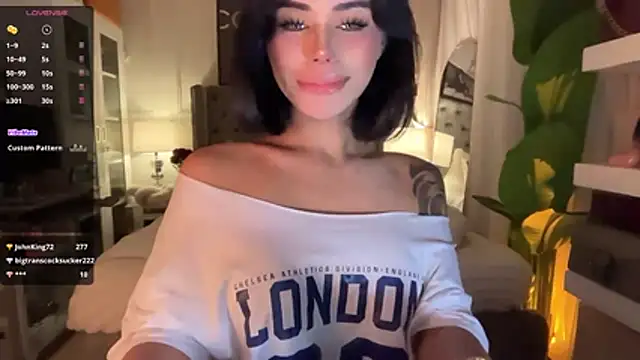 ParisianDollのライブXXXチャット