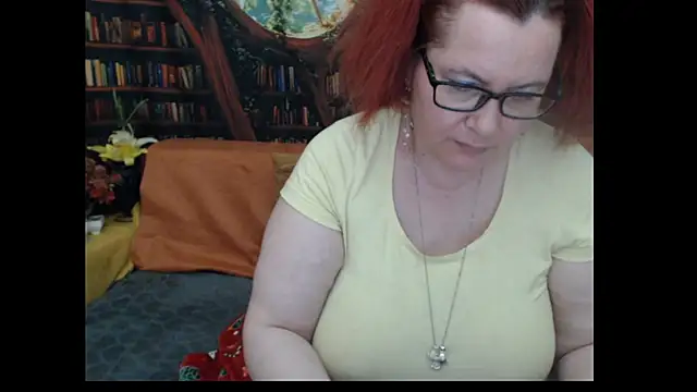 PlayfullMature Chat XXX in diretta