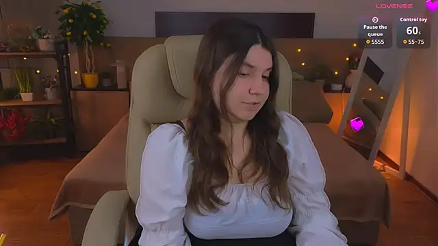 Viola__Shy Chat XXX offline