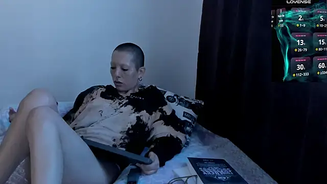 lnxmst's Live XXX Chat