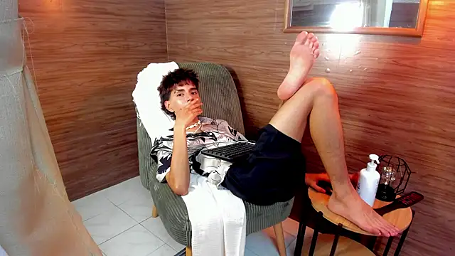 christopher_robin4 লাইভ XXX চ্যাট