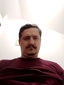 Rob39anos Chat XXX live