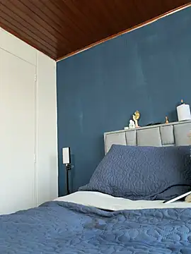 university_bigcm's Webcam Show