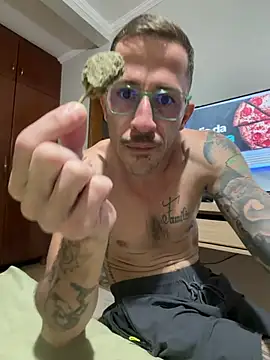 MeladoDiMel's Live XXX Chat