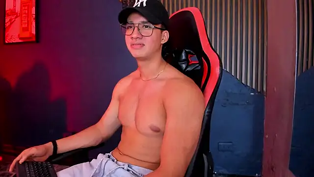 Axxel_Muscle – Naživo XXX chat