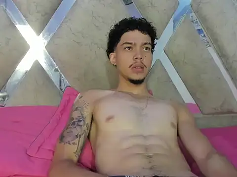 thiago_preston – Live XXX-chat