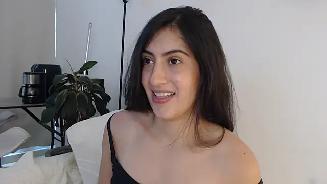 MIYESSI's Live XXX Chat