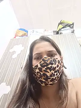 indianliza Adlı Modelin Web Kamerası Şovu