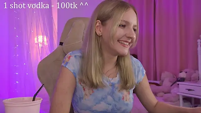 ViolaMore's Live XXX Chat
