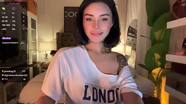 ParisianDoll live XXX chat
