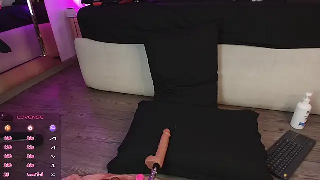 michelle_cutee_'s Live XXX Chat
