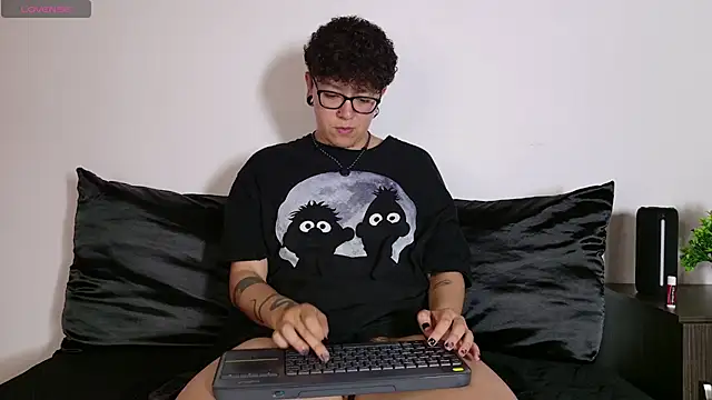 Chat XXX Live alex_noa