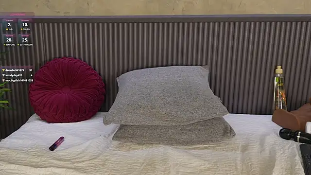 mia_lacy_'s Live XXX Chat