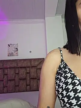 heyshaa Adlı Modelin Web Kamerası Şovu