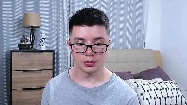 BlackFoXXX69 Live XXX-Chat