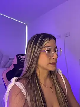 Issabela_G1 Chat XXX in diretta