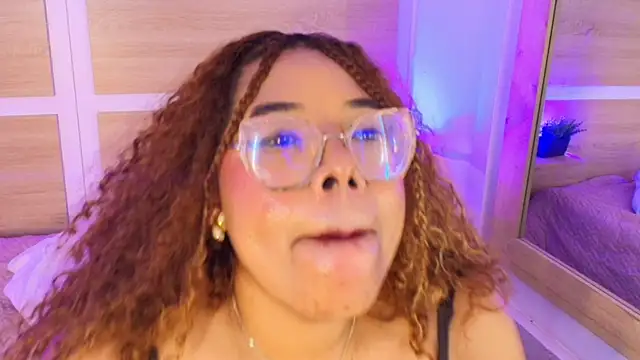 Chat +18 de Your_big_ebony_goddness ao vivo