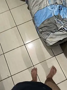 Chat +18 de SIGILOCUIABA ao vivo
