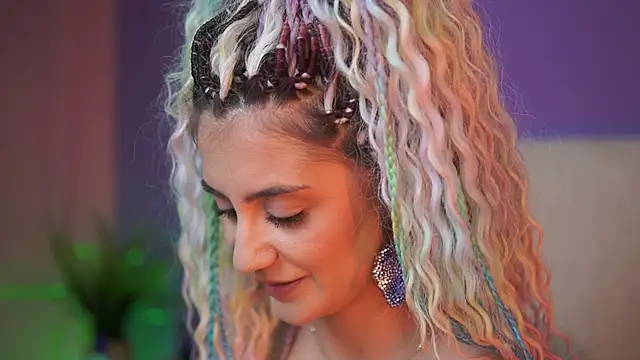 دردشة SabrinaHope الجنسية المباشرة