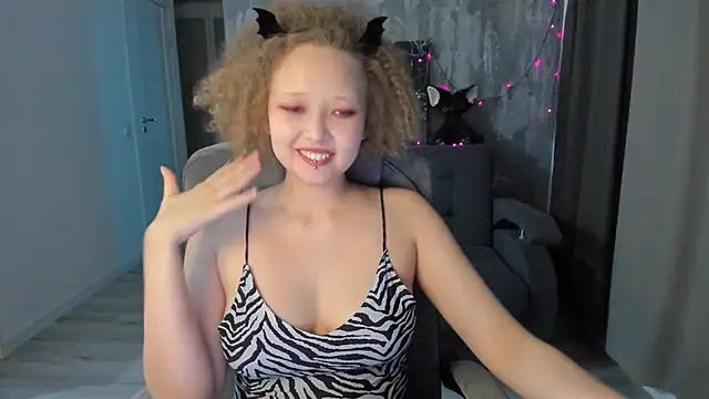 Chat XXX ao vivo de Senya_Sol