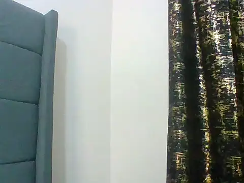 cythuu03's Live XXX Chat