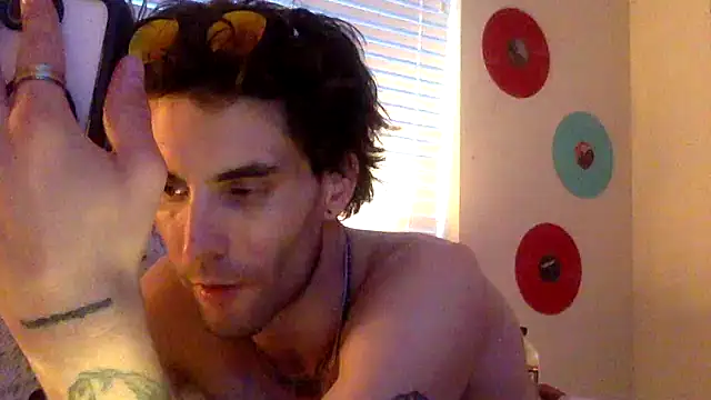 Chat XXX en directo de hitmehardns