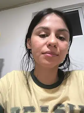 Daniela-rosee élő XXX-chatje