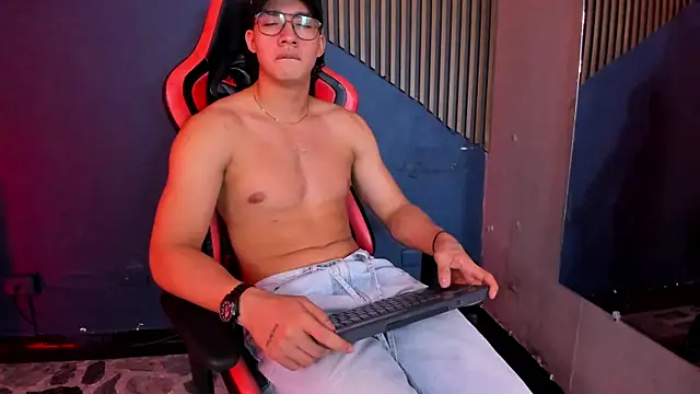 Axxel_Muscle: απευθείας συνομιλία ΧΧΧ