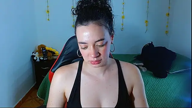 sajecrismaa Adlı Modelin Canlı XXX Sohbeti