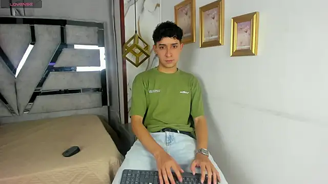 Alantaylorr_ Pertunjukan Webcam