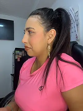 Živý XXX chat TAMMYBLACKK
