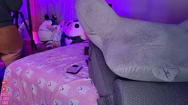 Show webcam de Angel-Lewd-Cake