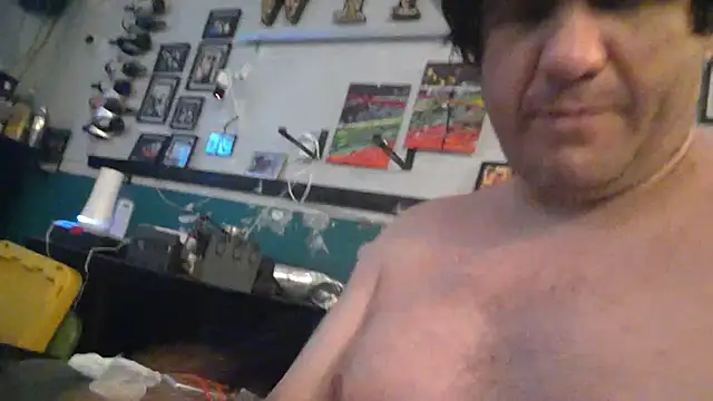 Chat XXX en directo de ctguybj