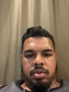 Chat +18 de Falcaohot ao vivo