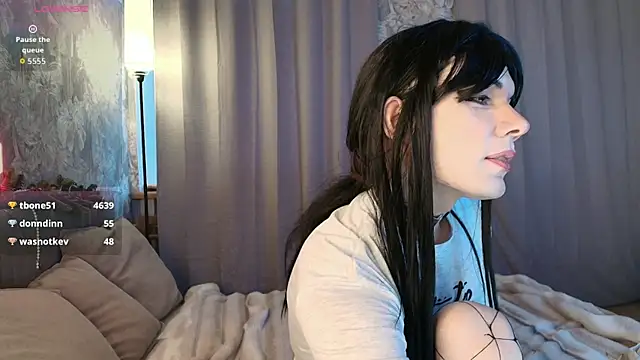 Chat +18 de QuartzVenom ao vivo