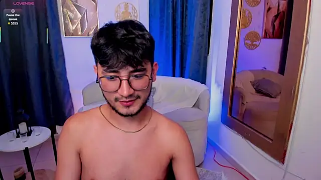 Pertunjukan Kamera Web Dante_Rushx
