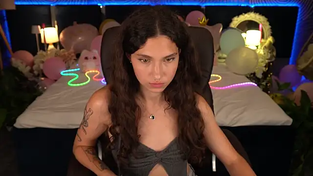Czat XXX na żywo – BabyFlowerr