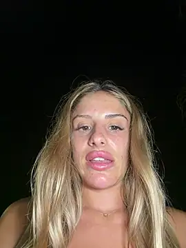 SophieVJ Adlı Modelin Canlı XXX Sohbeti