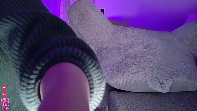 Angel-Lewd-Cake's Webcam Show