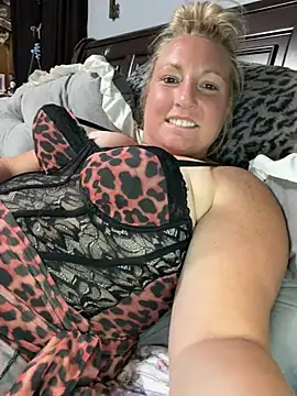 sweetkacibaby's Live XXX Chat