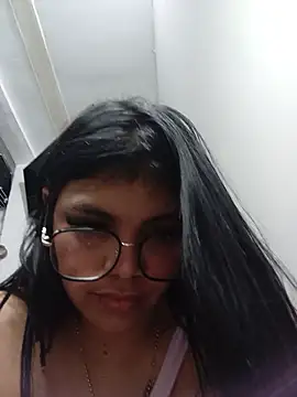 luxuryluna লাইভ XXX চ্যাট