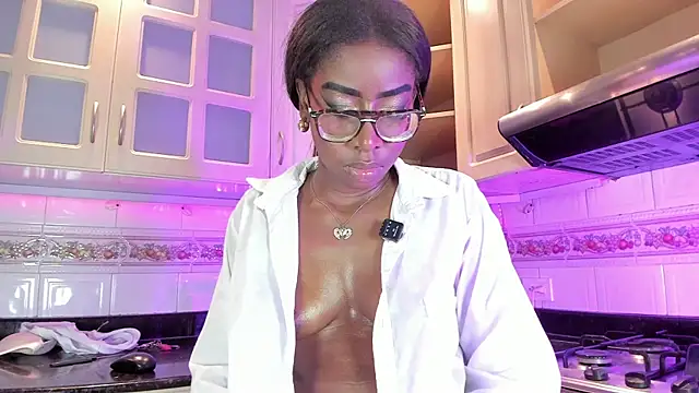 MelodyBlazze's Live XXX Chat