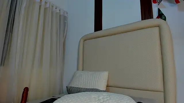 KatieBoison Live XXX-chat