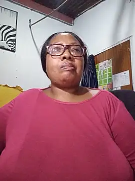 Chat +18 de YELLOW_BONE ao vivo