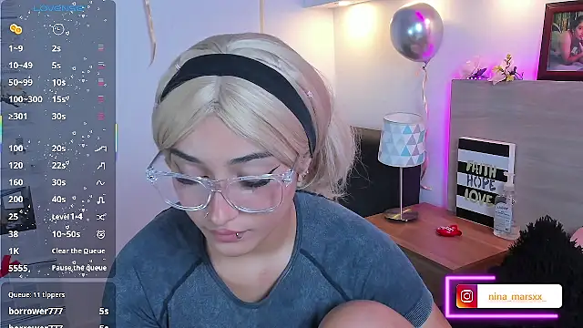 دردشة Nina-Mars الجنسية المباشرة