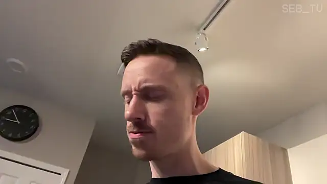 seb_tv Show in webcam