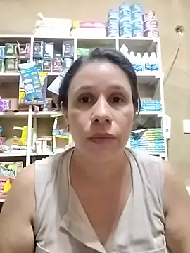 Chat XXX en directo de MIA-LARIOS